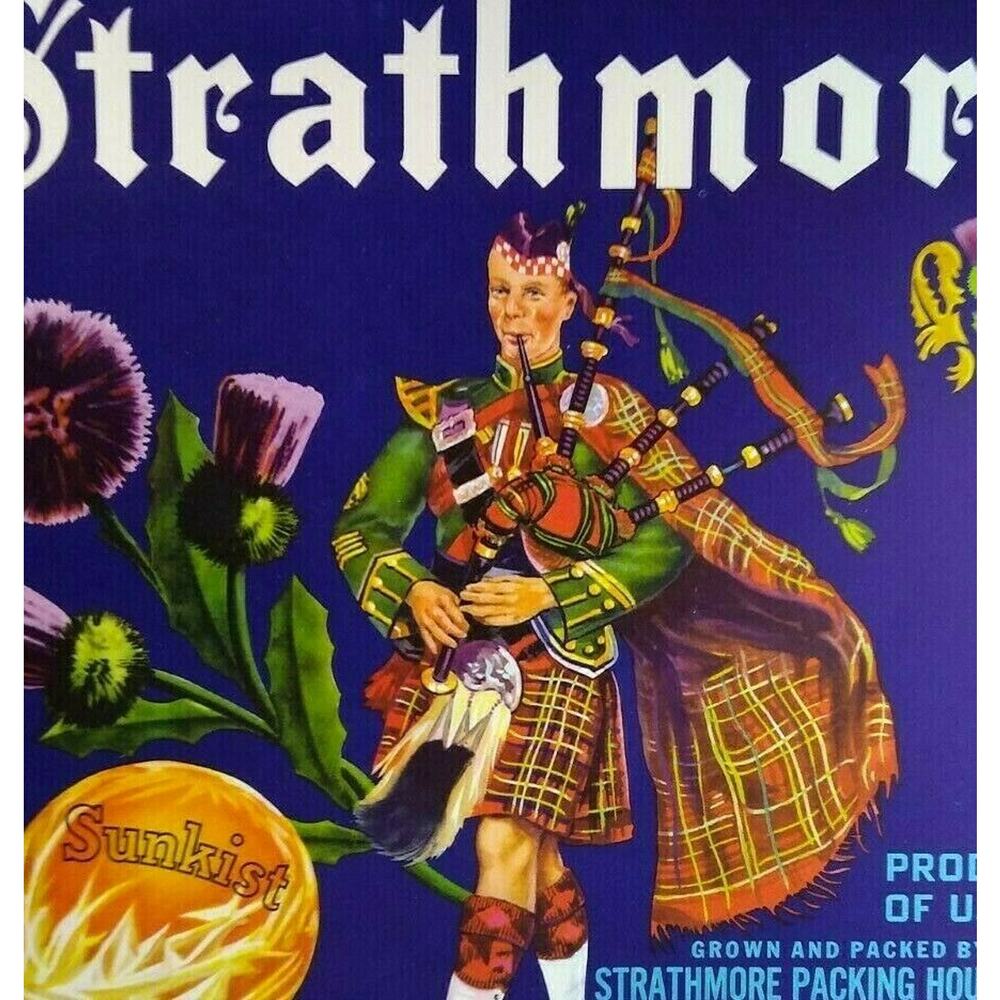 Strathmore Scottish Bagpipe Kilt Man Sunkist Orange Label Vintage Original 1930s